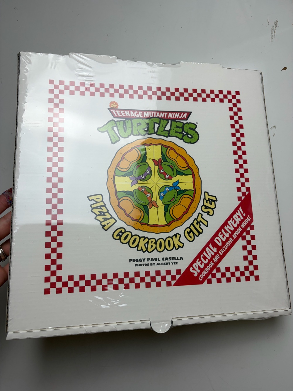 The Teenage Mutant Ninja Turtles Pizza Cookbook Gift Set